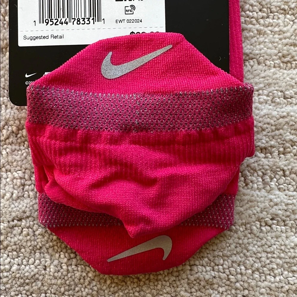 NWT 2 Pairs of Nike Spark Lightweight No-Show Running Socks Women 9.5-11 M 8-9.5